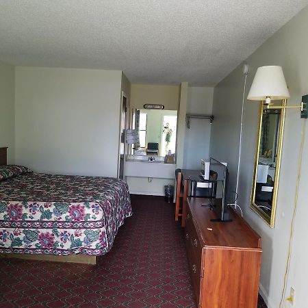 Gateway Inn Lake City Buitenkant foto