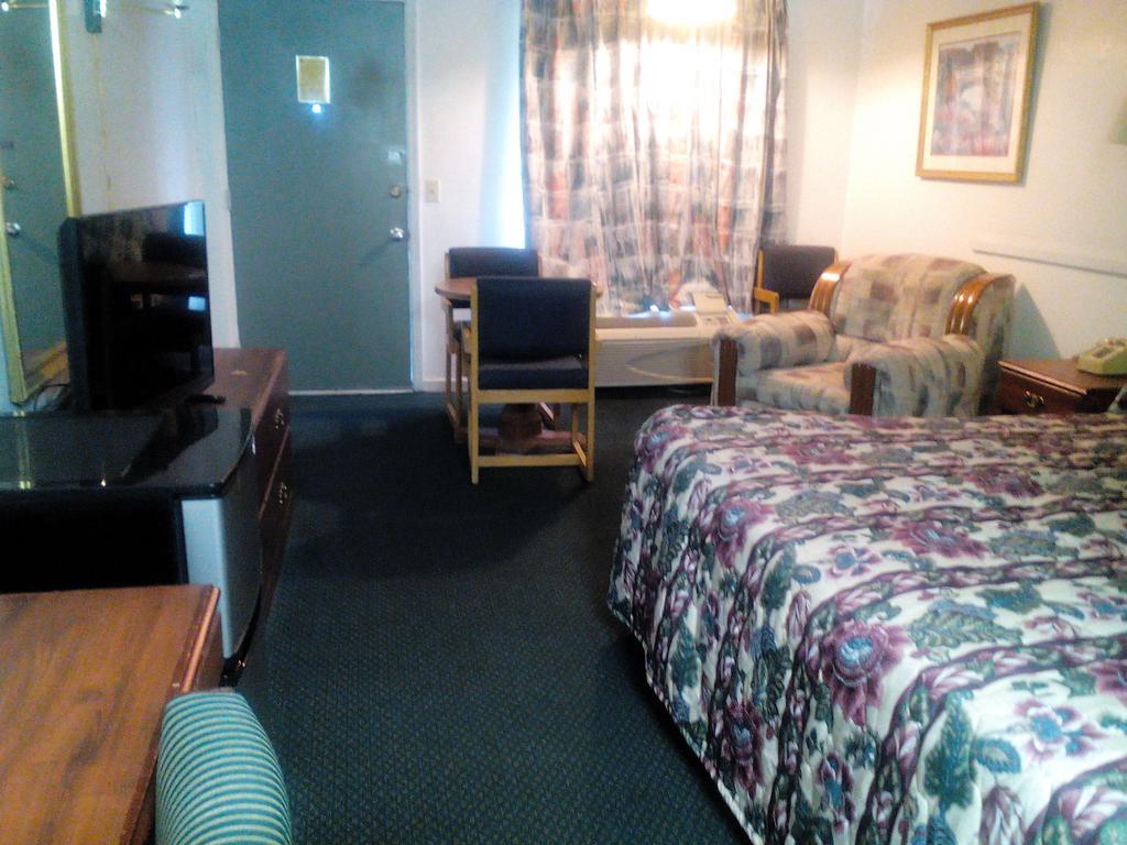 Gateway Inn Lake City Buitenkant foto